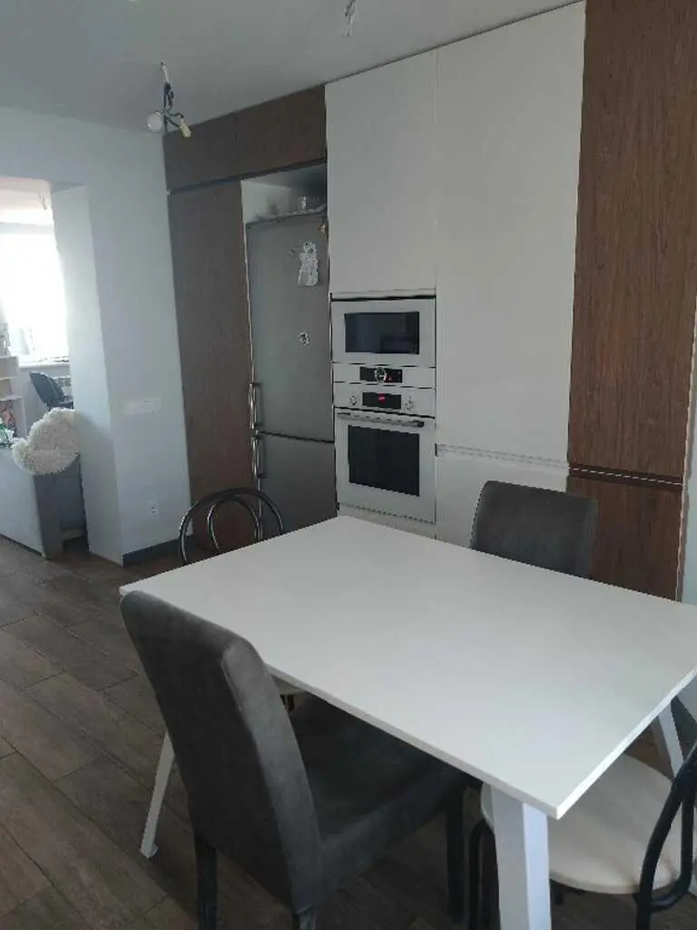 Дворівнева квартира для щасливої родини! 