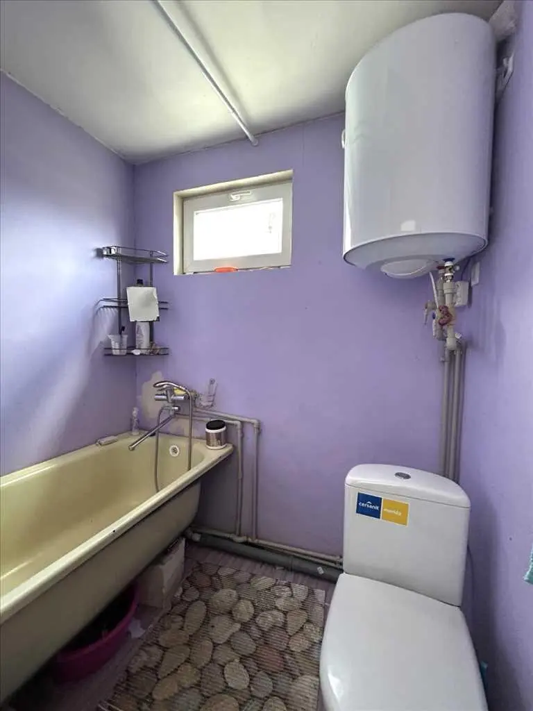 Будинок у селі Коломацьке