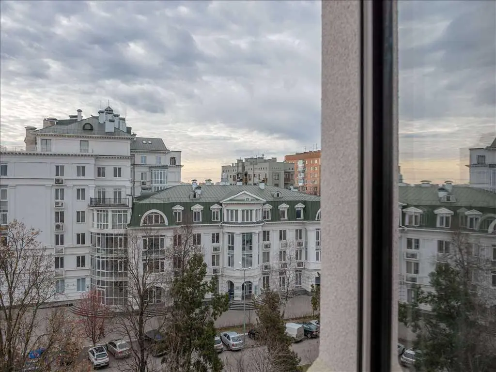 Квартира з неперевершеним видом в будинку клубного типу! 