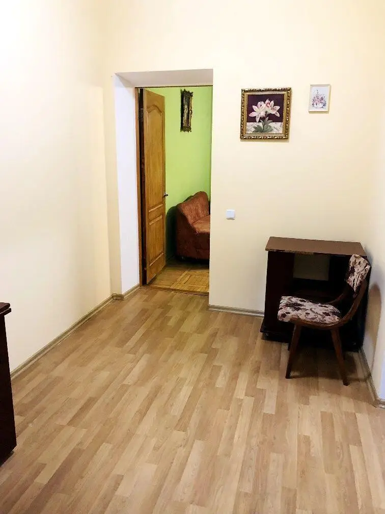 Продаж частини будинку в Центрі міста