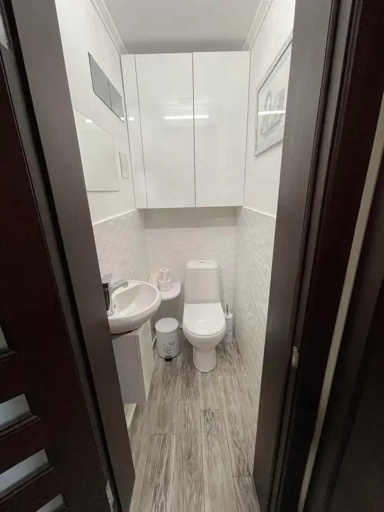 Новий будинок в престижному мікрорайоні.