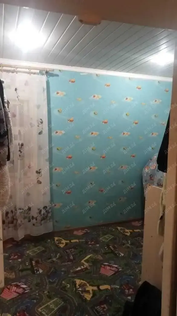 Будинок в житловому стані на Вороніна