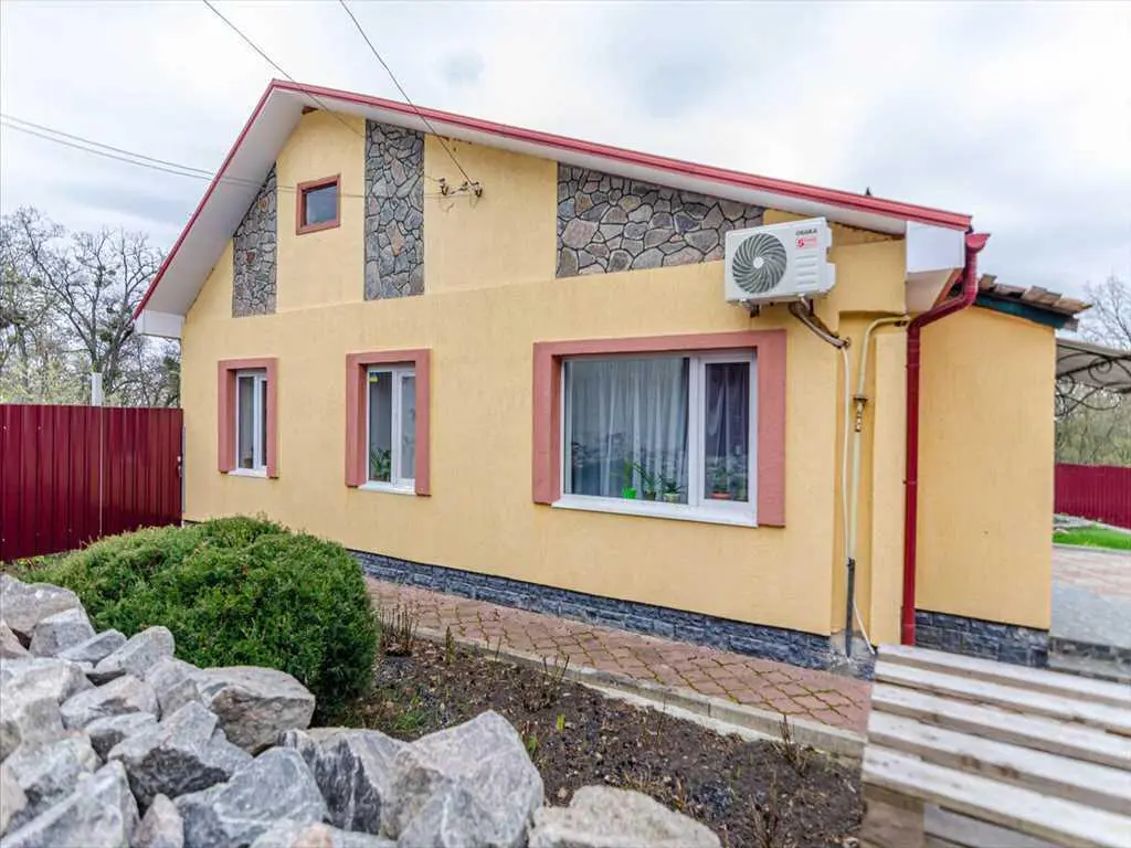 Дача для креативного відпочинку