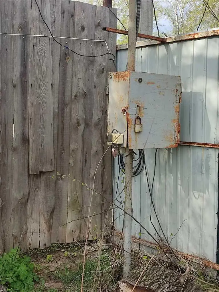 Ділянка під бізнес поряд з трасою!