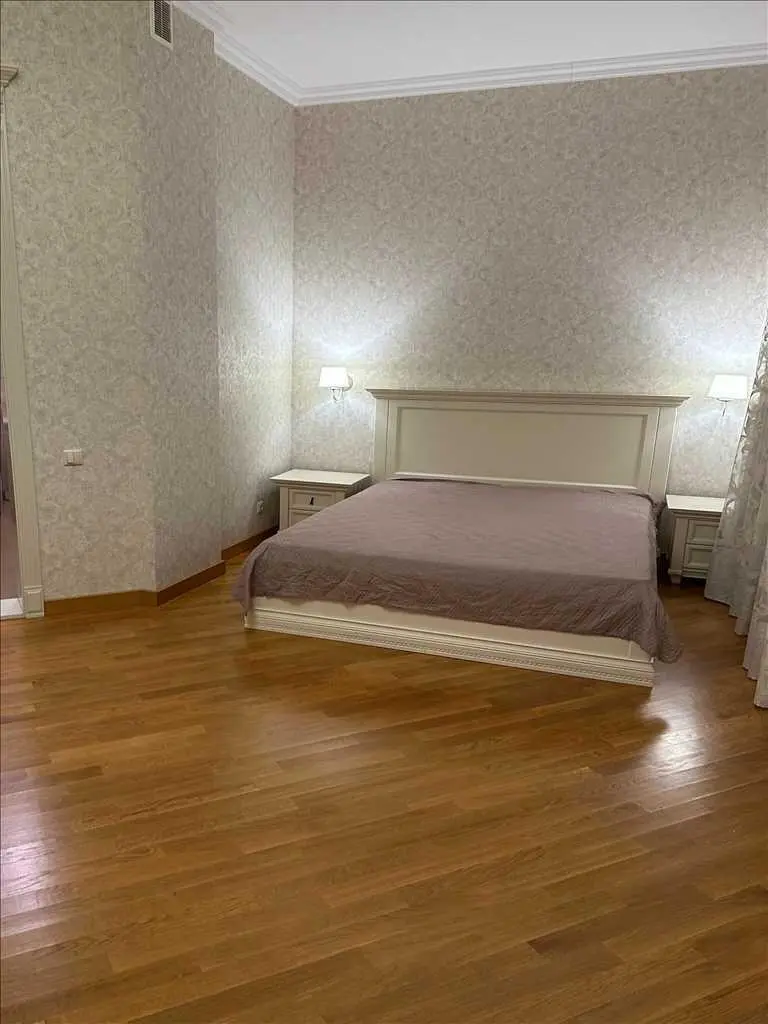 Шикарний будинок в Яківцях!

