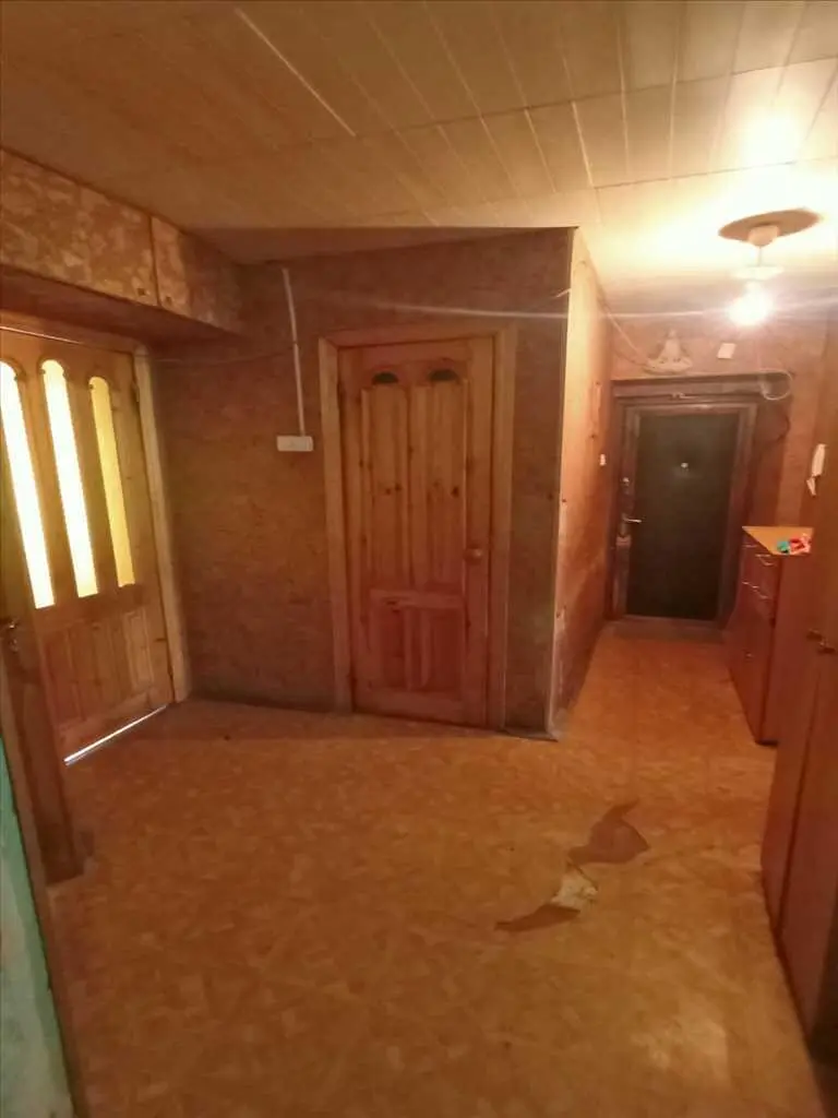 Трикімнатна квартира на Чайковського