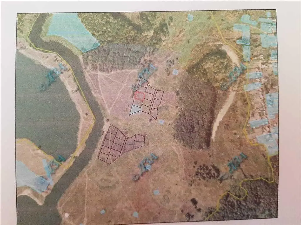 Земельна ділянка в Макухівці