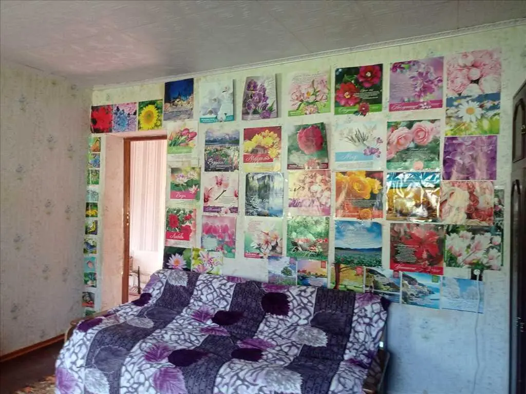 Будинок з видом на Хрестовоздвиженський  монастир