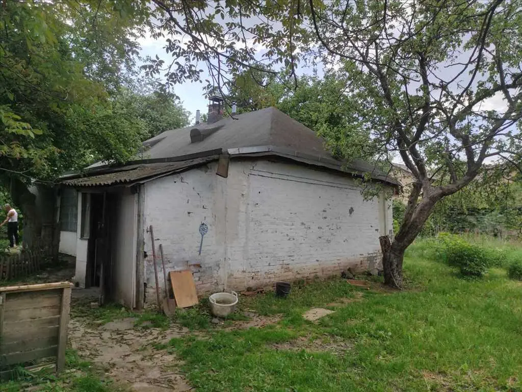 Червона лінія! Продаж будинку з просторою земельною ділянкою на Алмазному