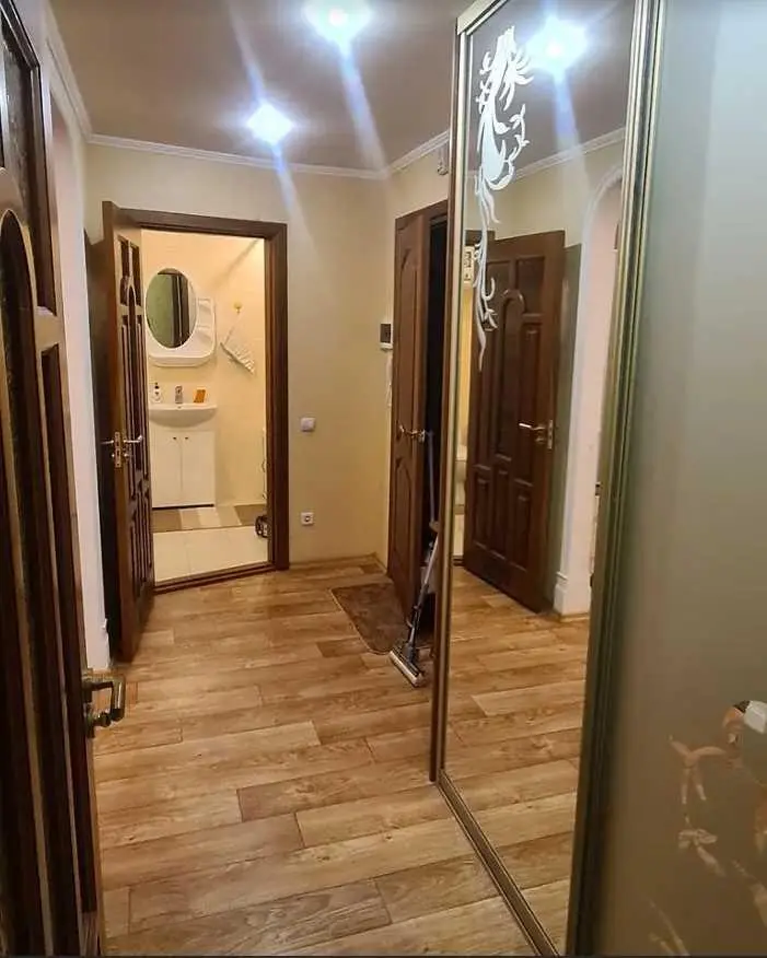 Двокімнатна квартира на Подолі