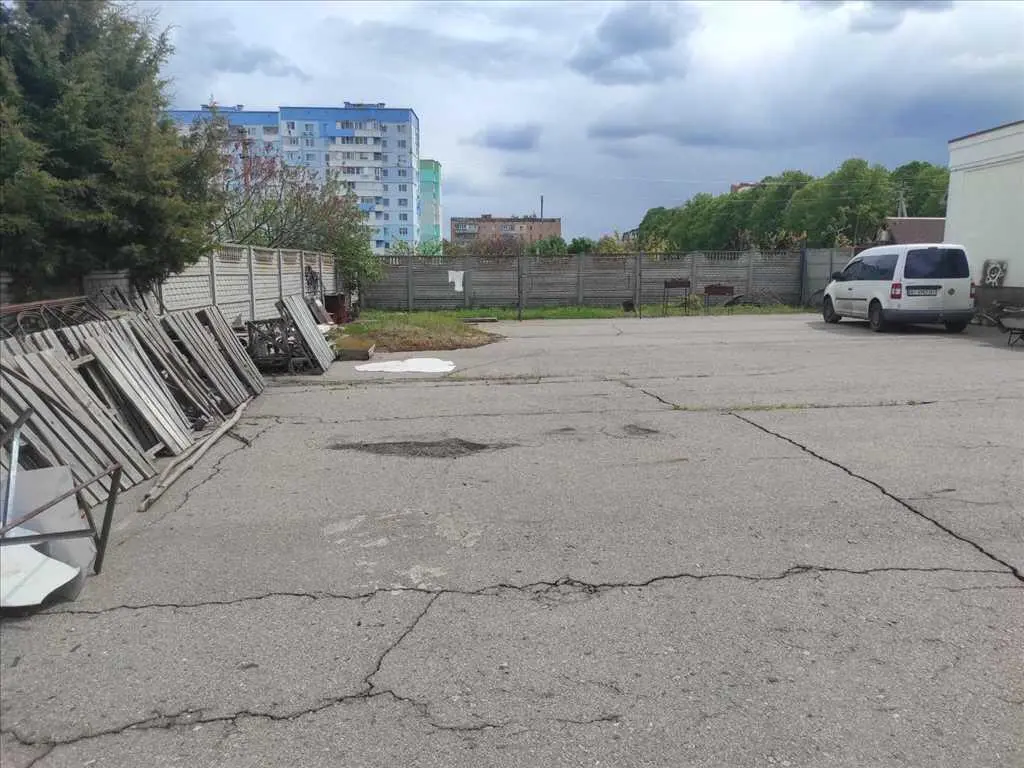 Продаж приміщення комерційного призначення в Розсошенцях