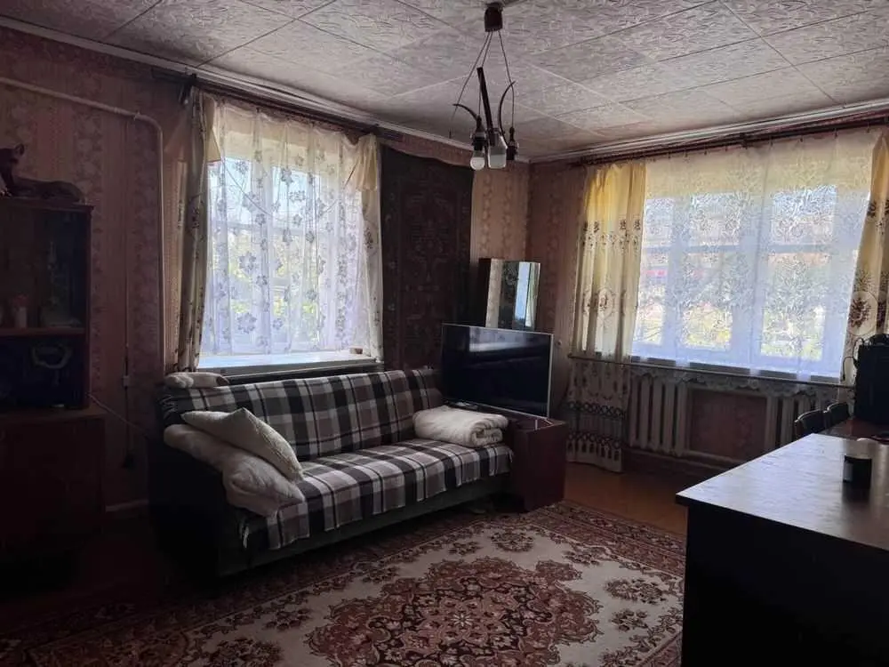 Квартира в центрі Нових Санжар біля школи