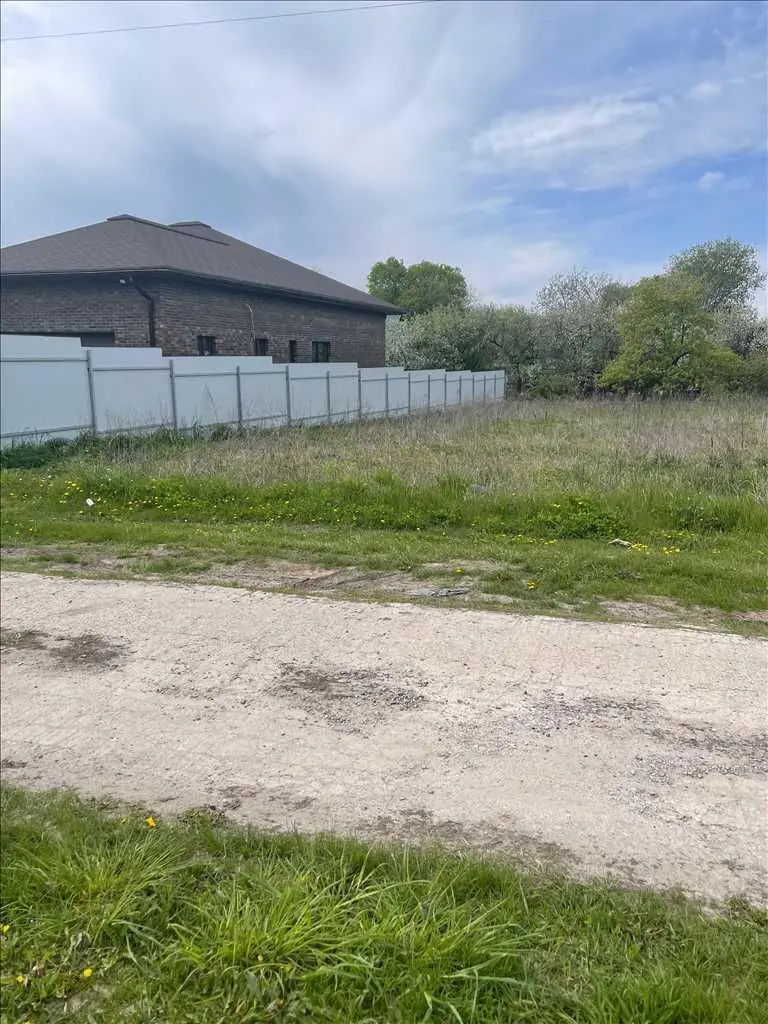 Ділянка під будівництво будинку в селі Гора