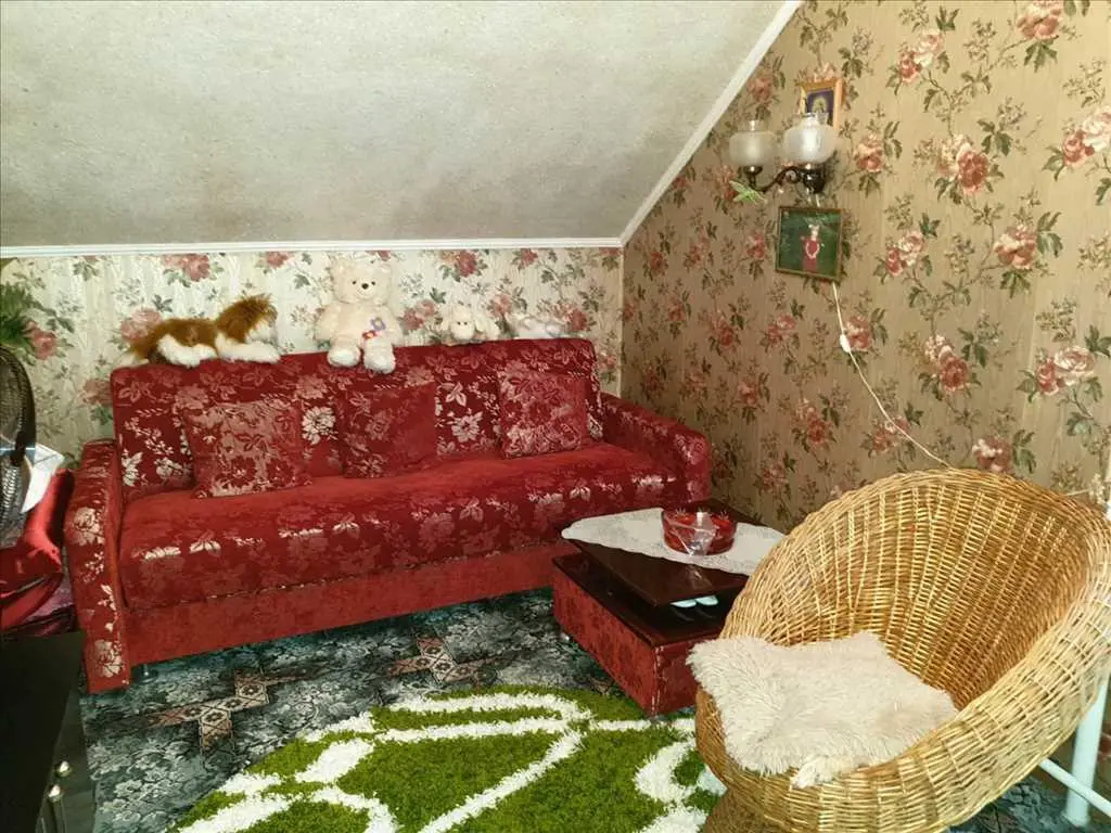 Продам окремий будинок в селі Мильці