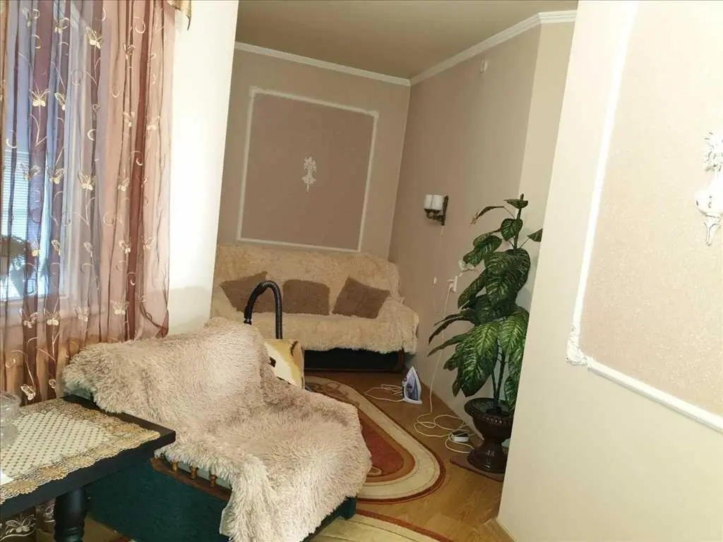 Продам окремий будинок в селі Мильці