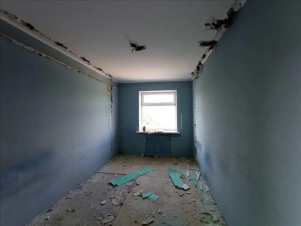 Двоповерховий будинок в районі Хрестовоздвиженського  монастиря