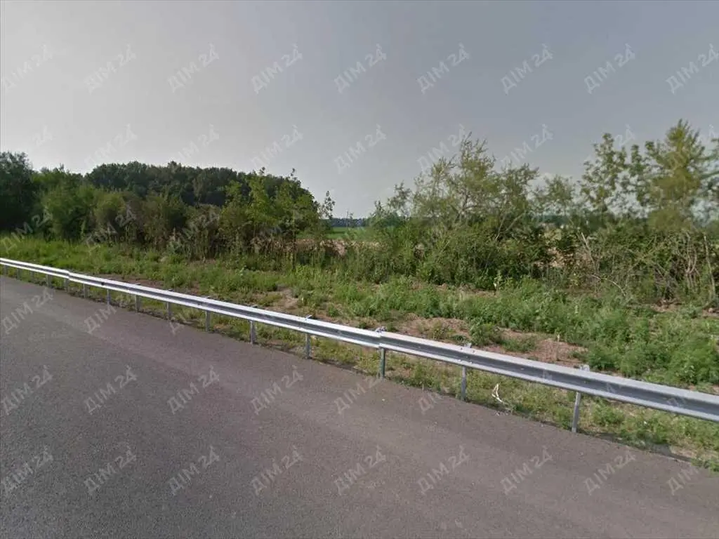 Земельна ділянка в Івашках