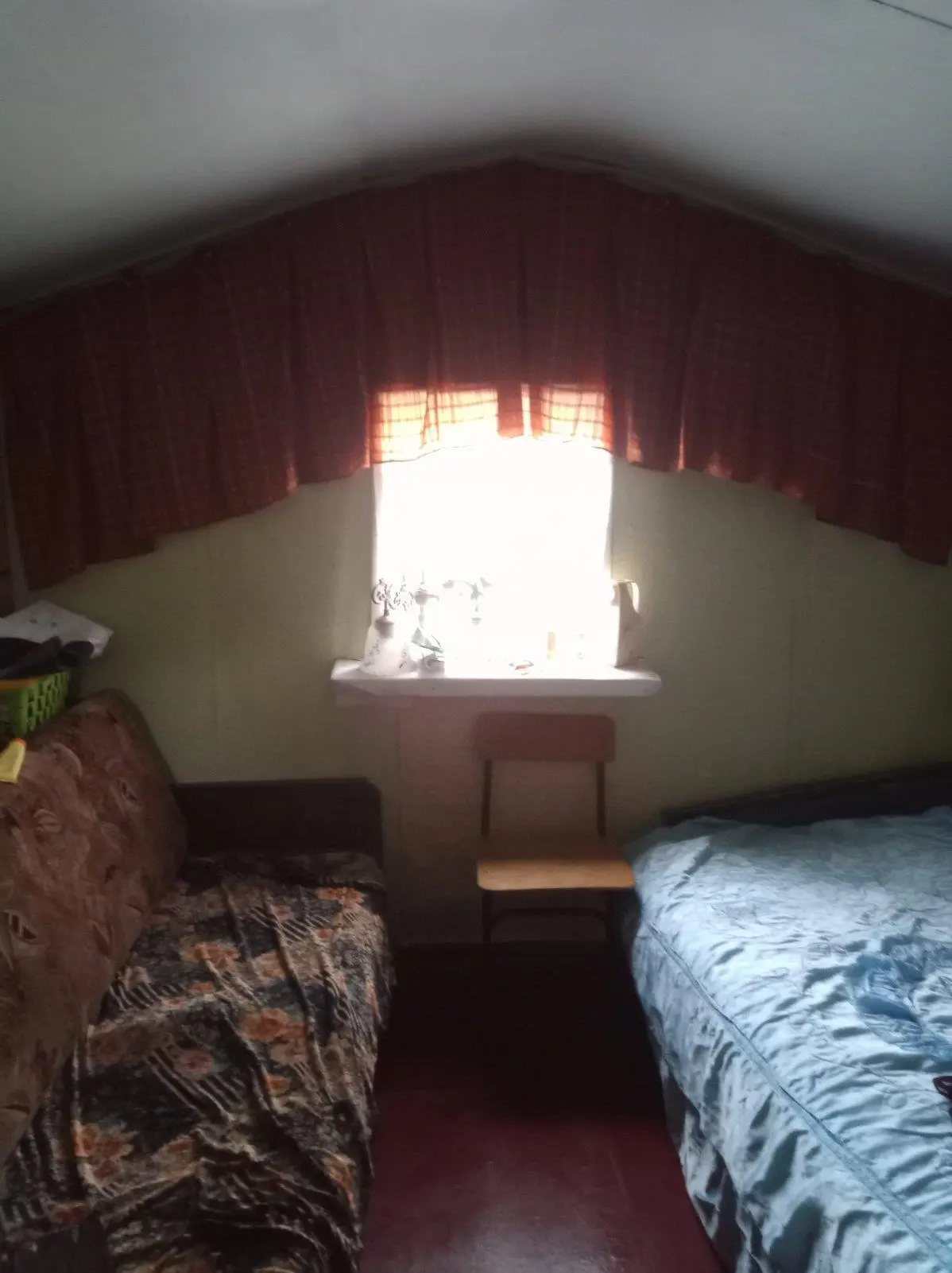 Облагорожена дачна ділянка з садовим будинком! 