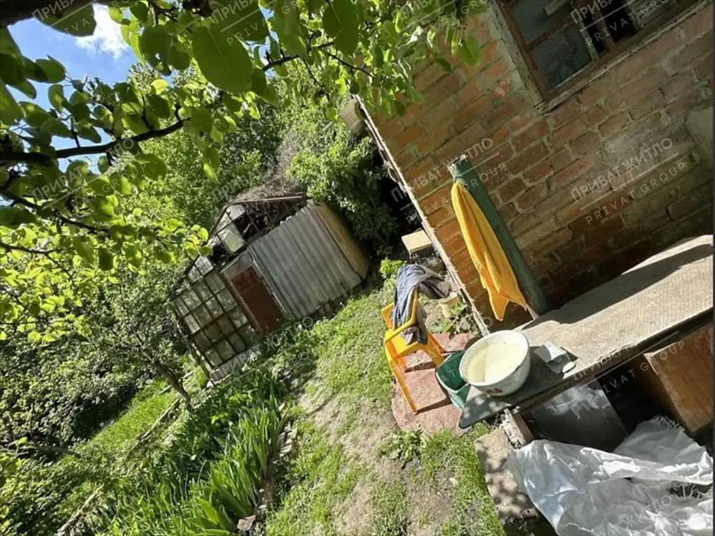 Земельна ділянка в центрі міста 10 соток