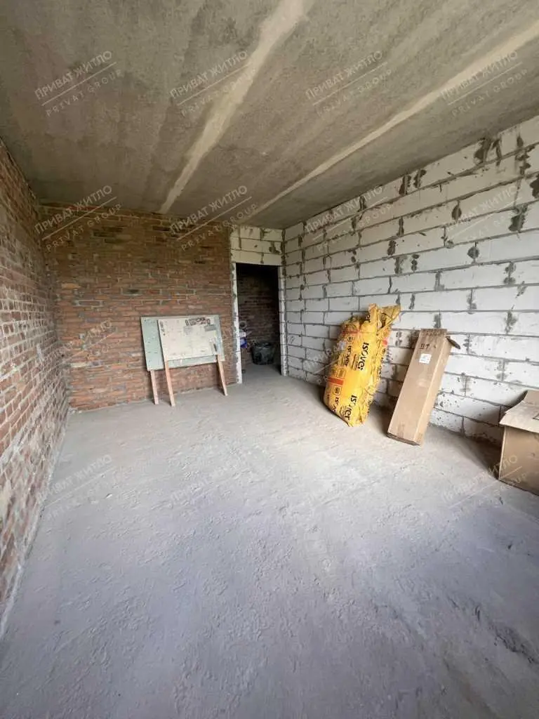 1 кімнатна квартира в новобудові біля  Сільпо в зданому будинку