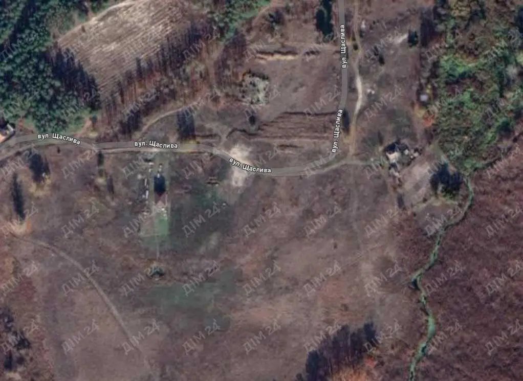 Ділянка з виходом до Коломаку в Затуріно! 