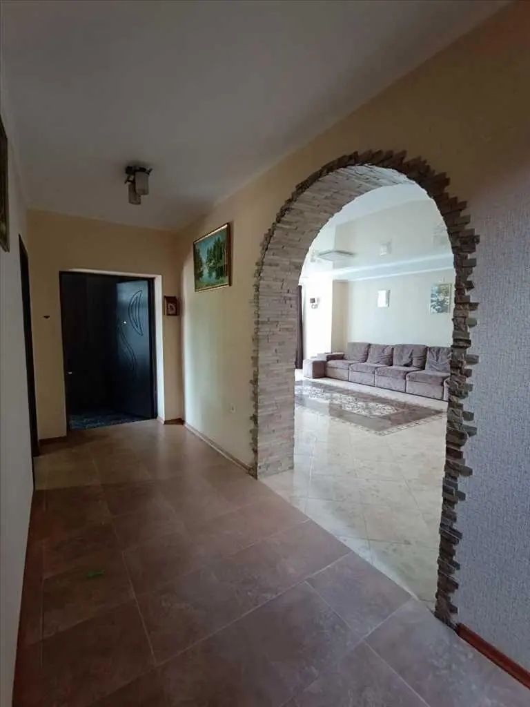 Ексклюзивний будинок