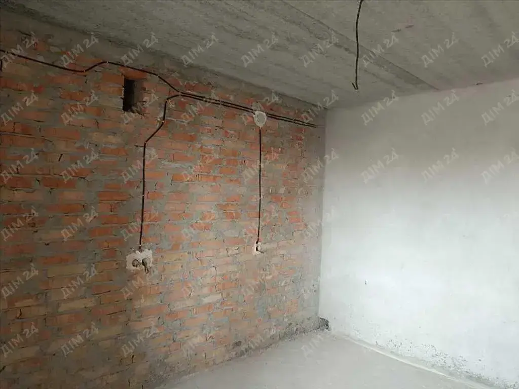 Квартира в новому будинку. Будинок зданий в експлуатацію