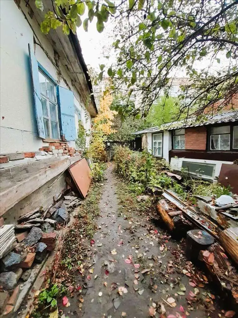 Об`єкт під реконструкцію в центральній частині міста. 