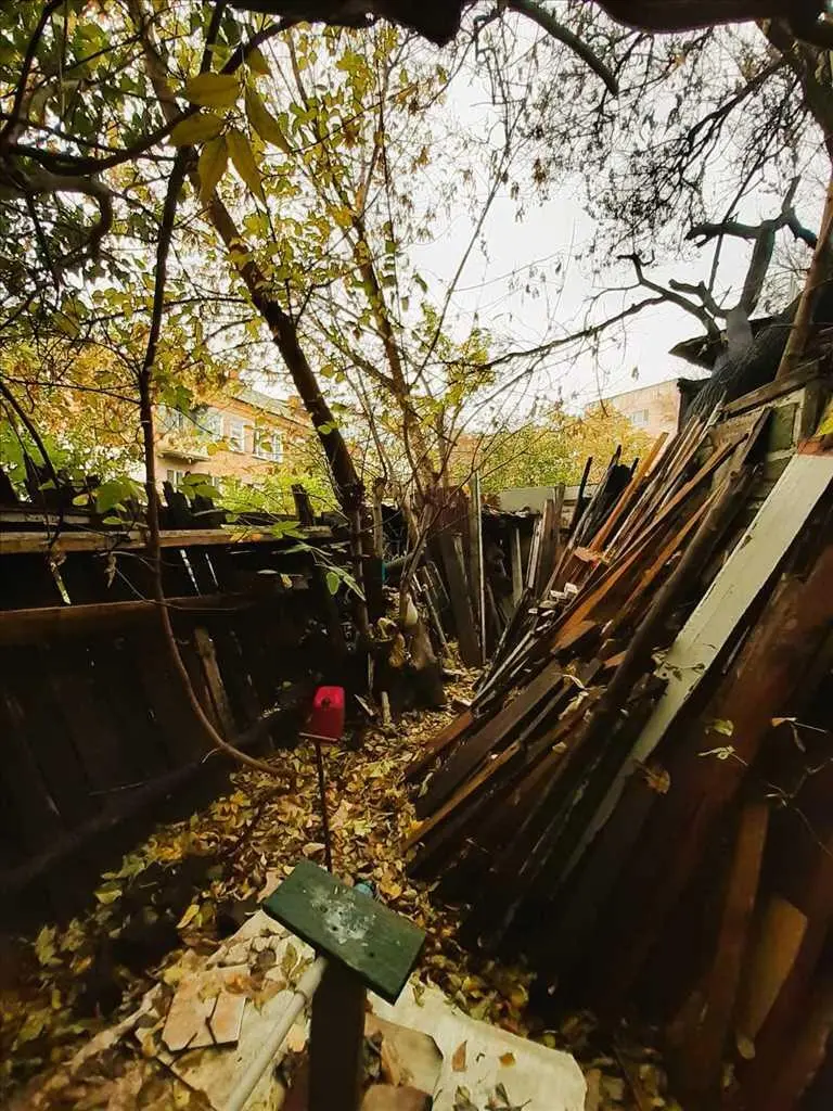 Об`єкт під реконструкцію в центральній частині міста. 