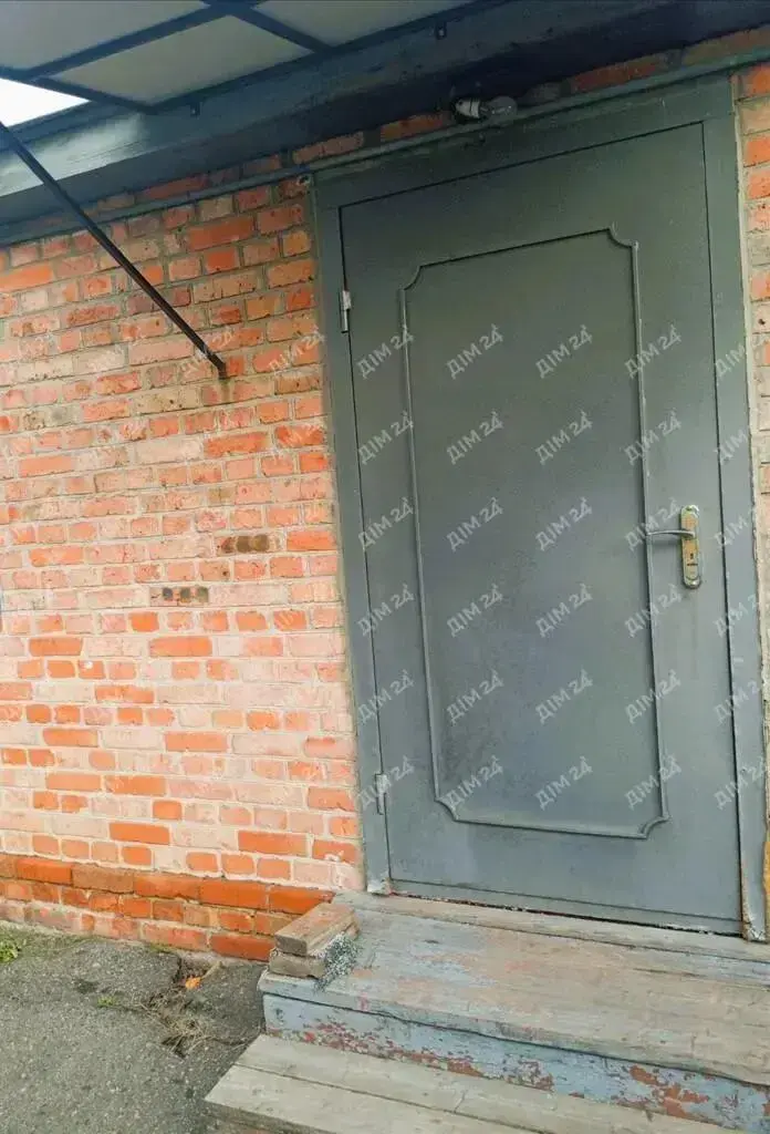 Окремий будинок в Нових Санжарах. 