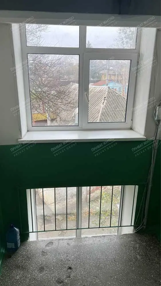 Продається 2  кімнатна квартира з ремонтом по вул.Європейська