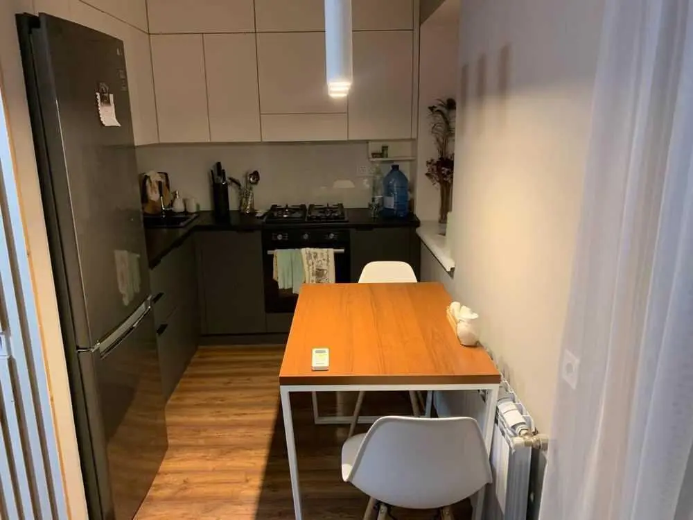 Двокімнатна квартира неподалік ТРЦ "Київ"