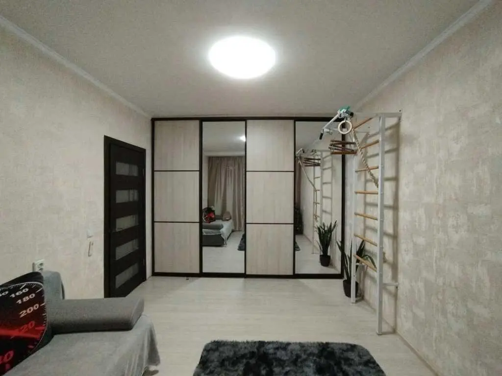 Продається 1 кімнатна квартира на Леваді