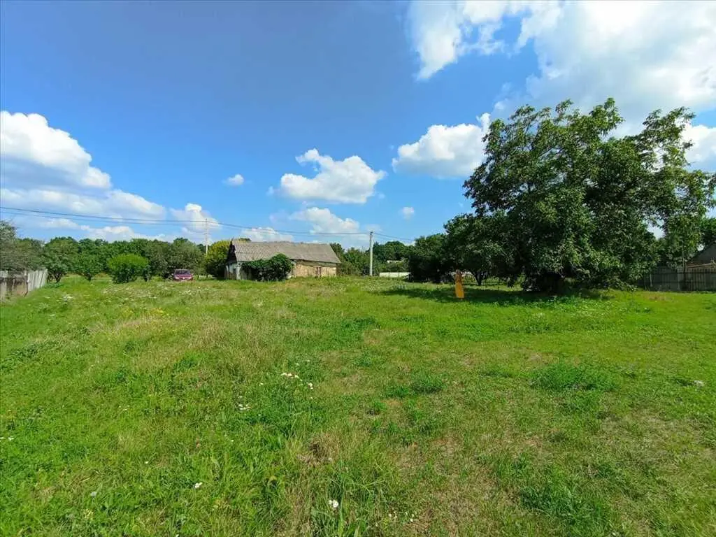 Ділянка з комунікаціями в селі Тахтаулове