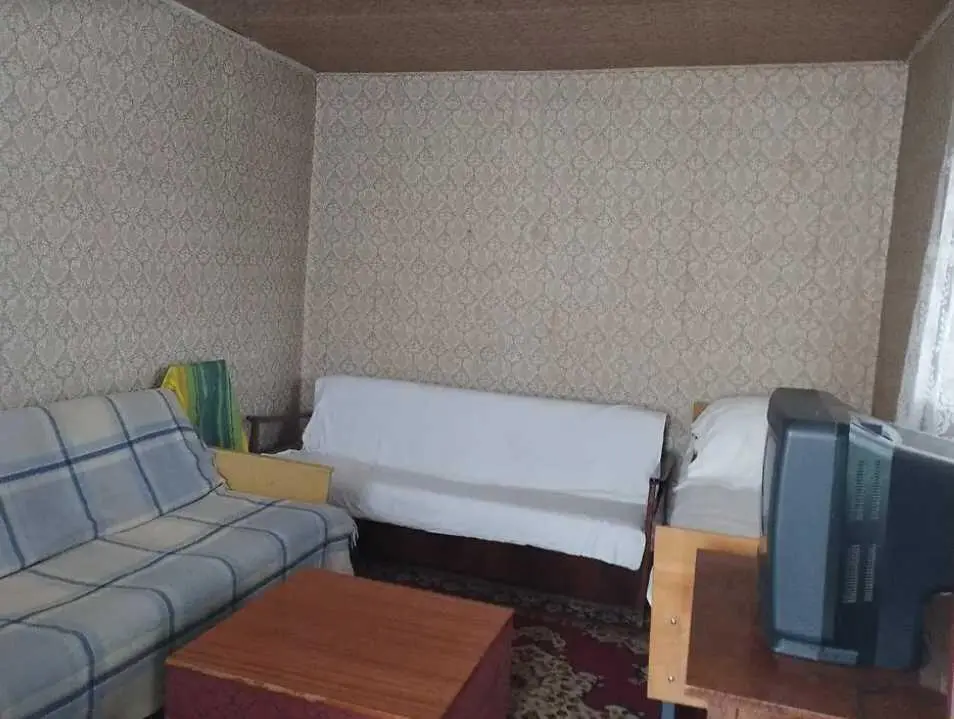  Пропонуємо двоповерховий дачний цегляний  будинок  площею 26 м. кв