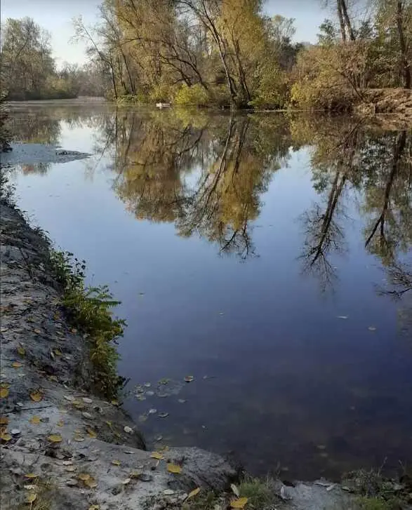  Пропонуємо двоповерховий дачний цегляний  будинок  площею 26 м. кв