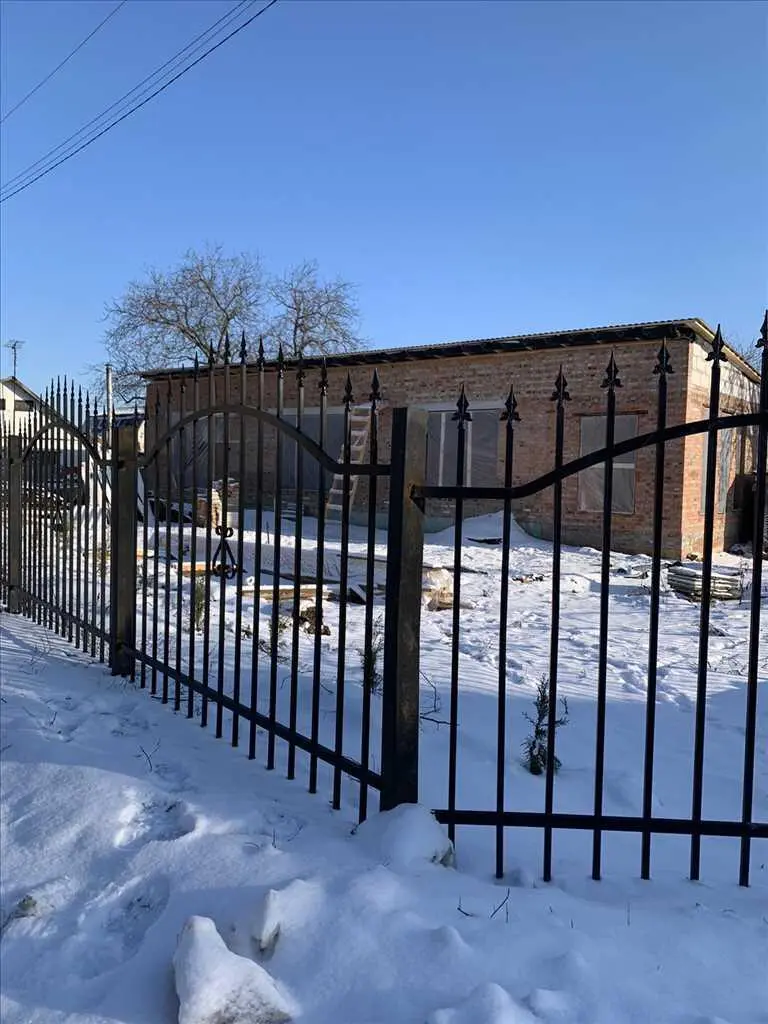 Зверніть увагу! Новий будинок 2021 року з комунікаціями у дворі. 