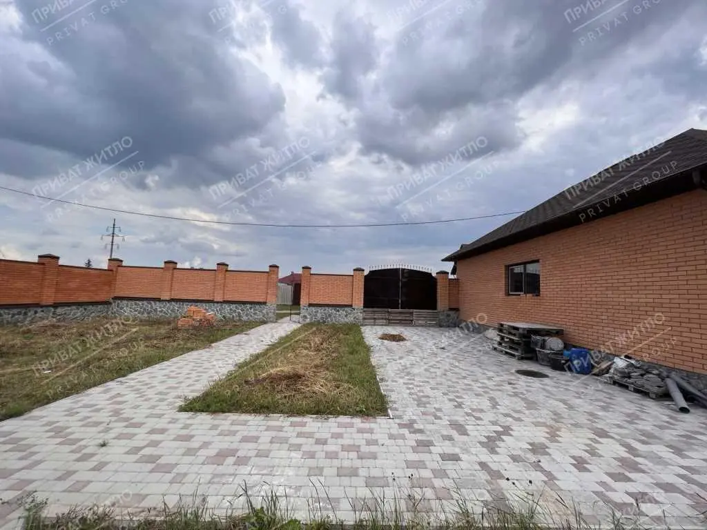 Продаж будинку мріі