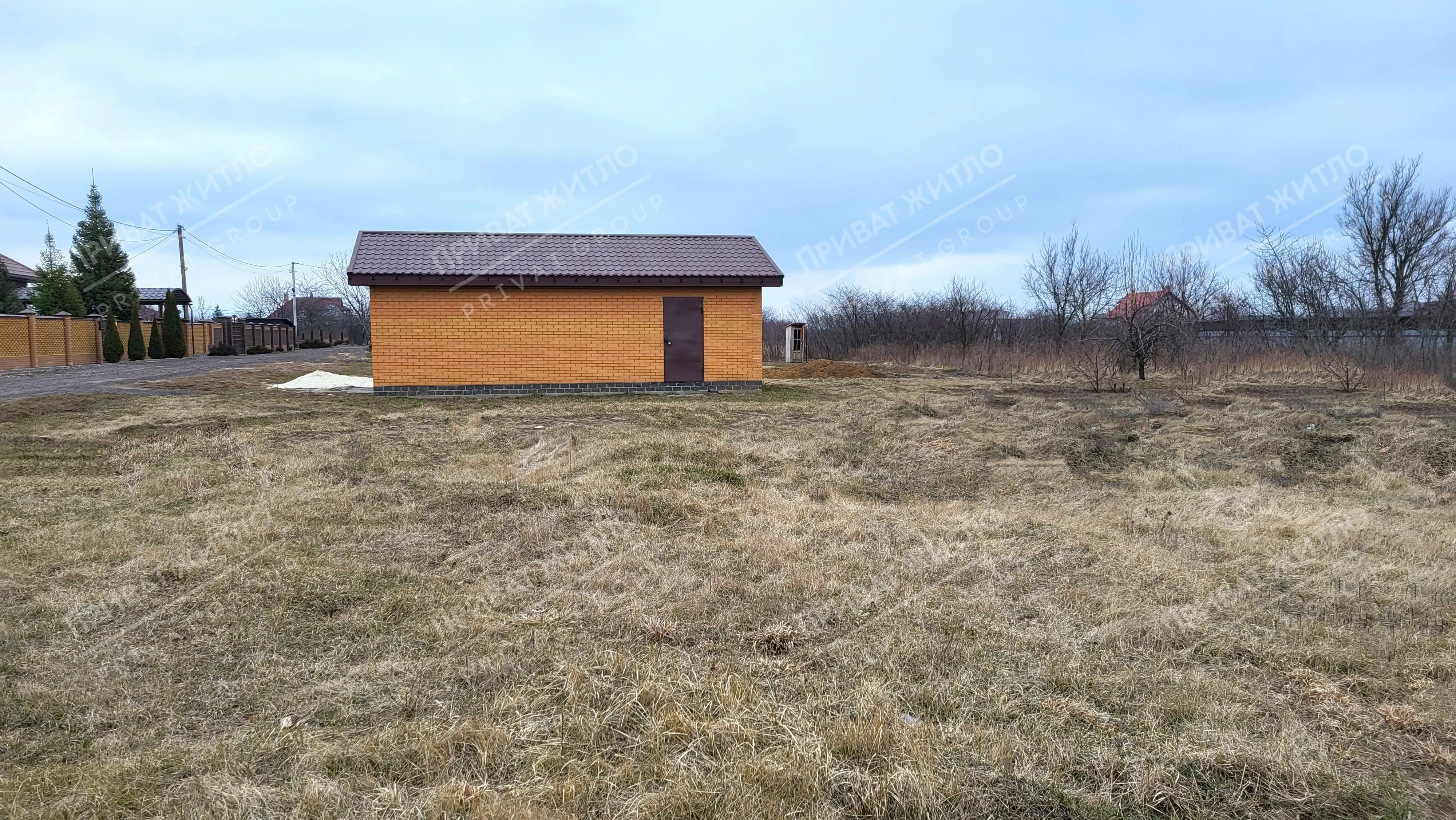 Продаж ділянки з фундаментом та гаражем 