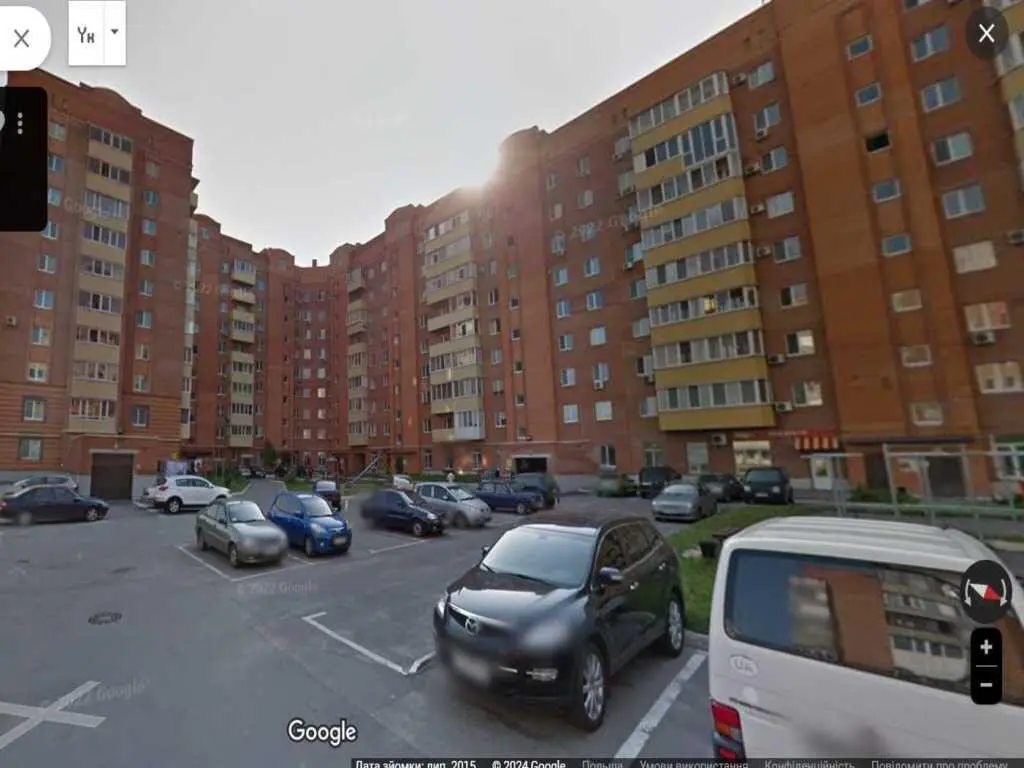 Продається 2 кімнатна квартира на Боженка 
