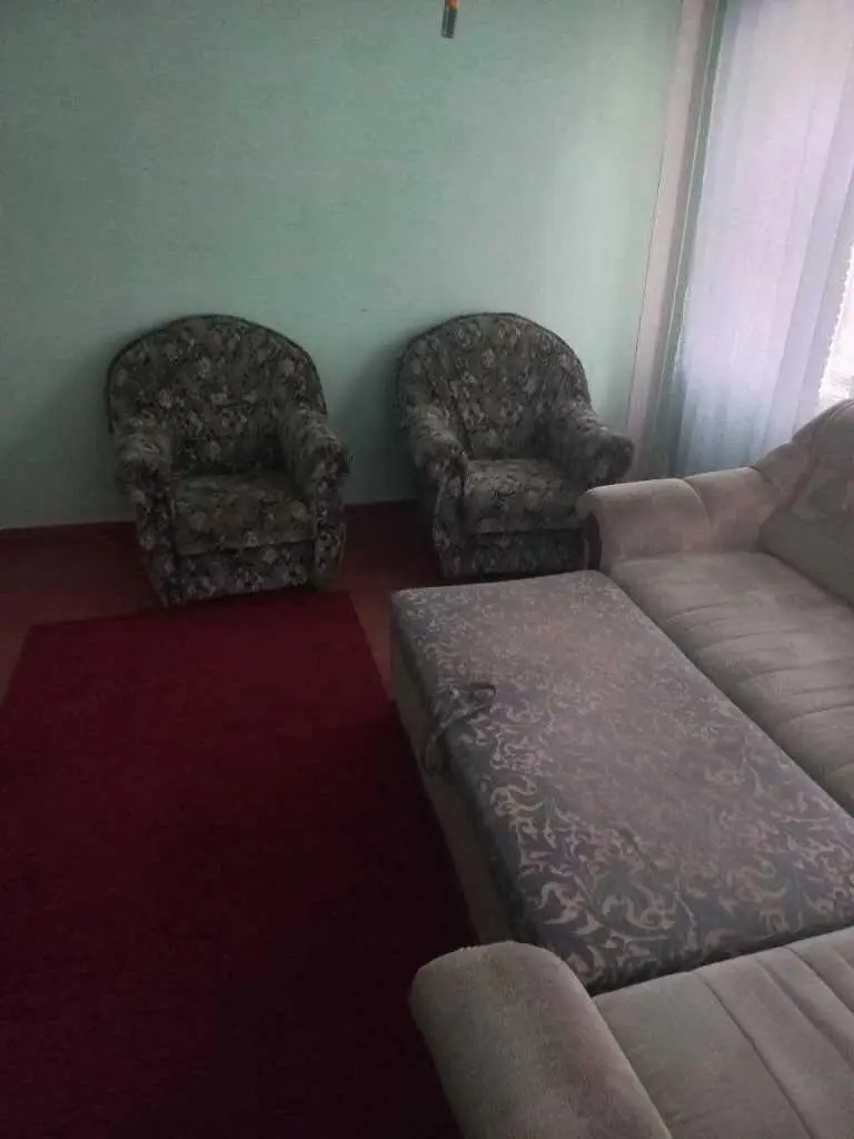 Пропонуємо трикімнатний будинок в районі Червоного Шляху