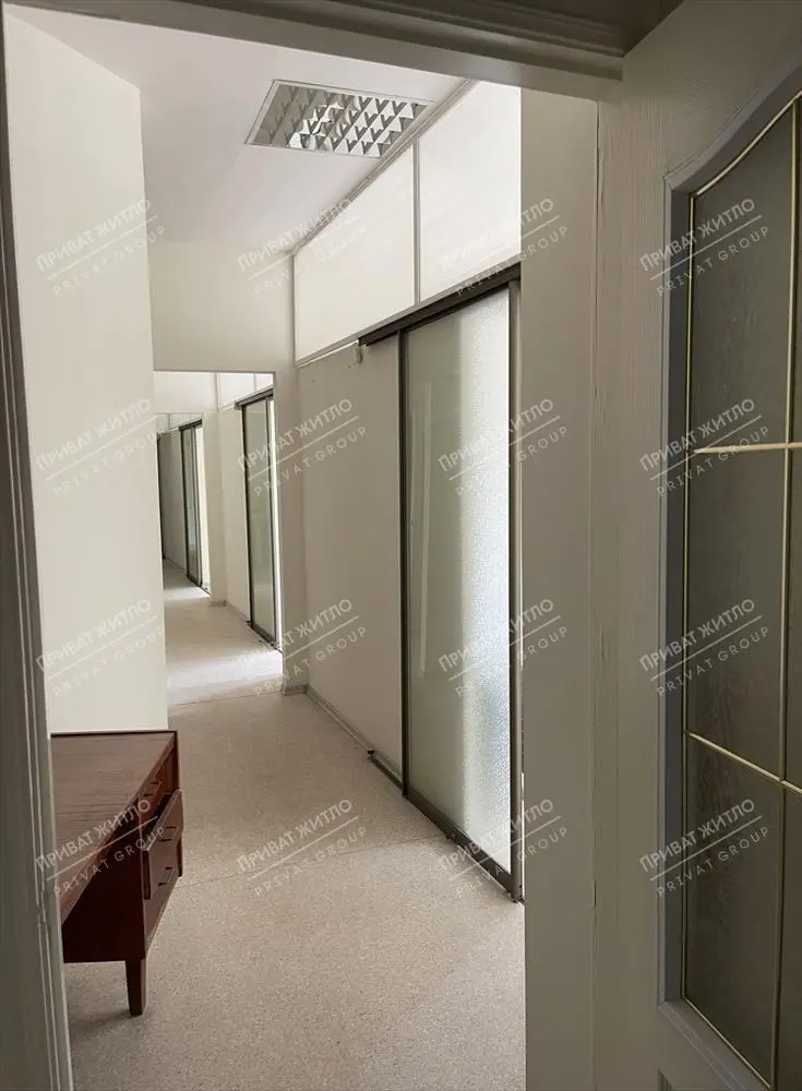 Продаж приміщення по кільцю