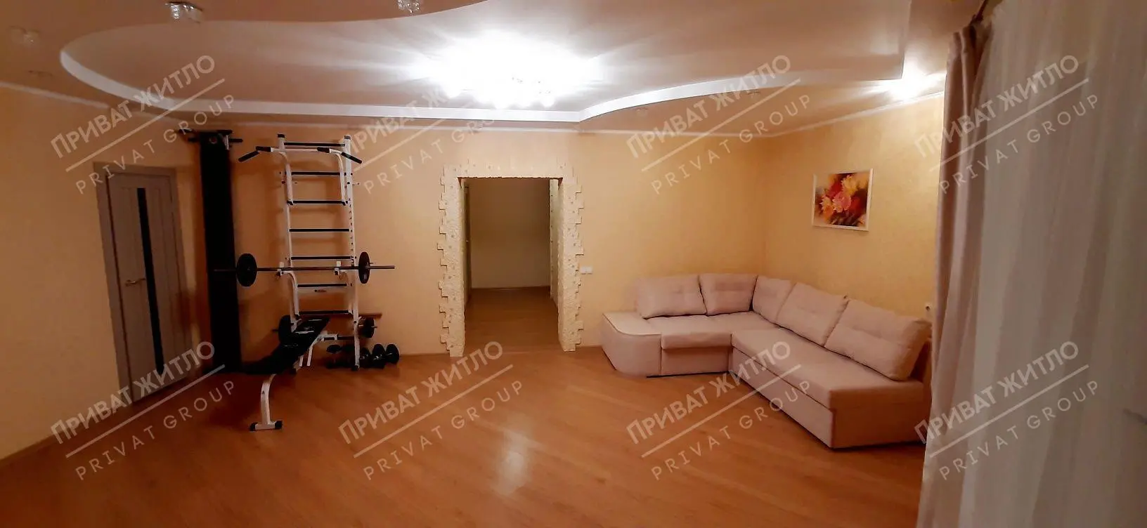 Продаж трикімнатної квартири в Розсошенцях