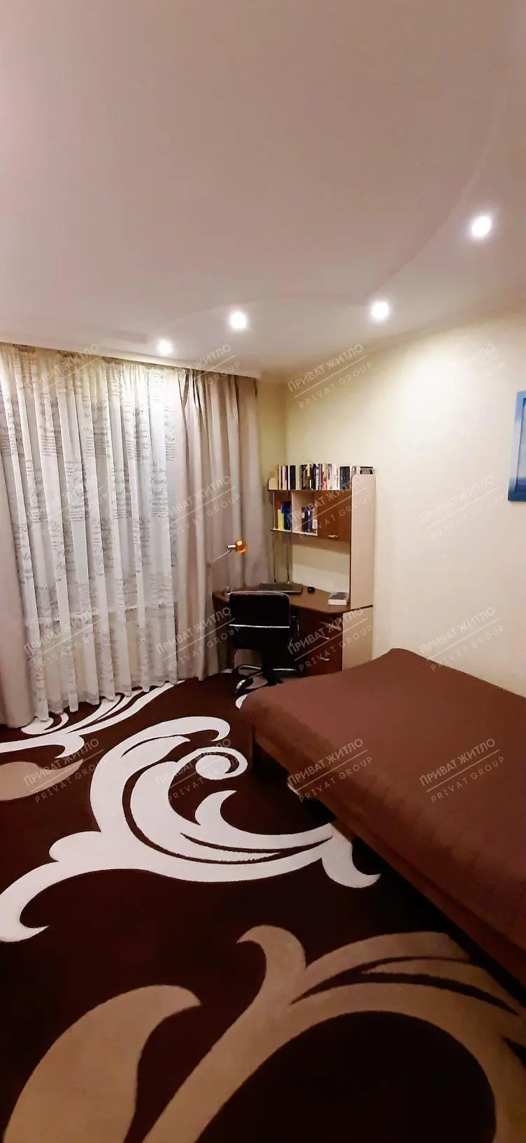 Продаж трикімнатної квартири в Розсошенцях