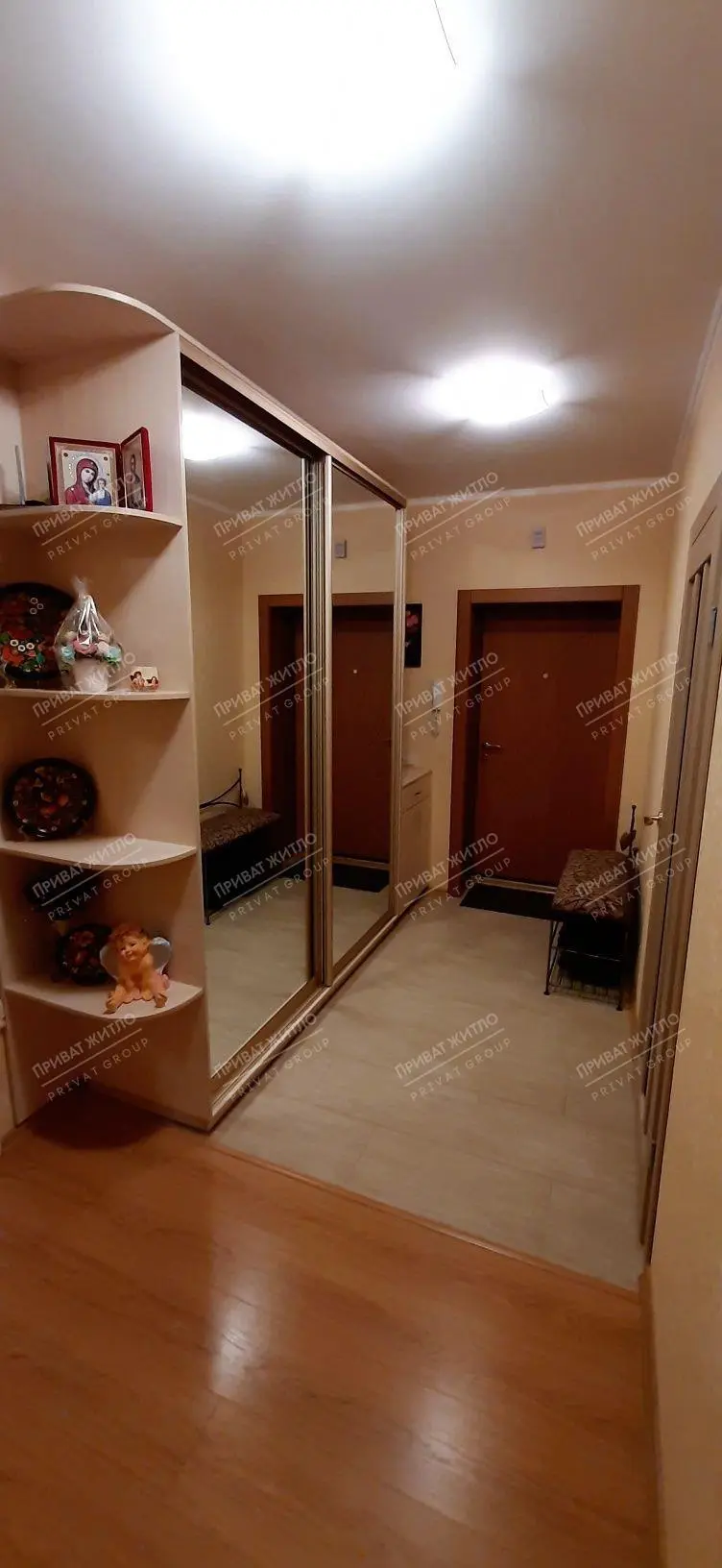 Продаж трикімнатної квартири в Розсошенцях