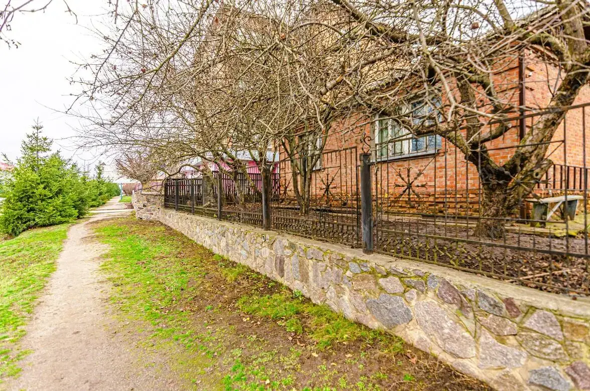 Нові Санжари. Ідеальна локація під комерцію.