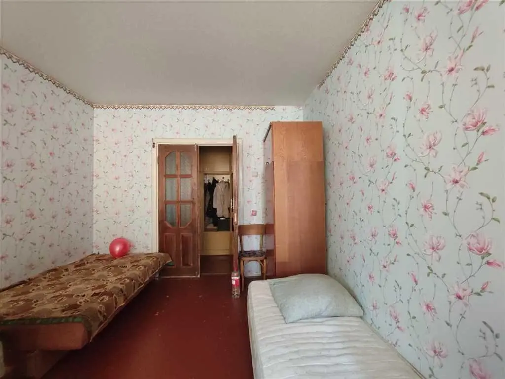 Трикімнатна на Леваді!