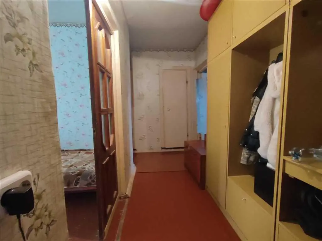 Трикімнатна на Леваді!