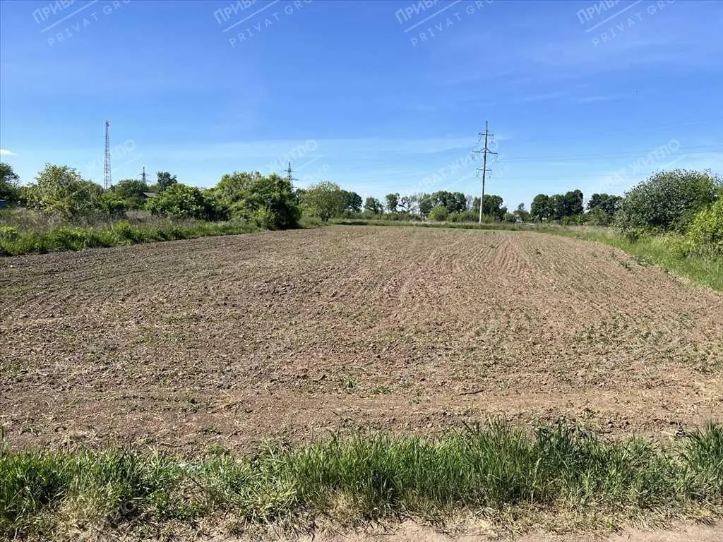 Земельна ділянка у Мачухах