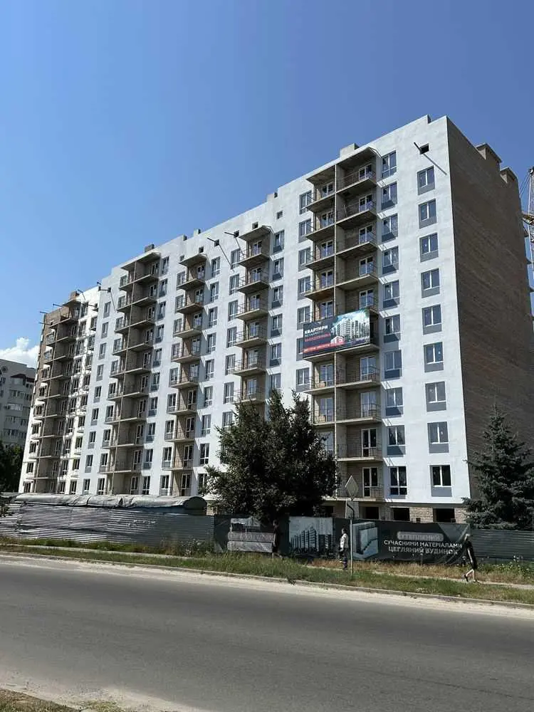 Квартира в новобудові на Садах!